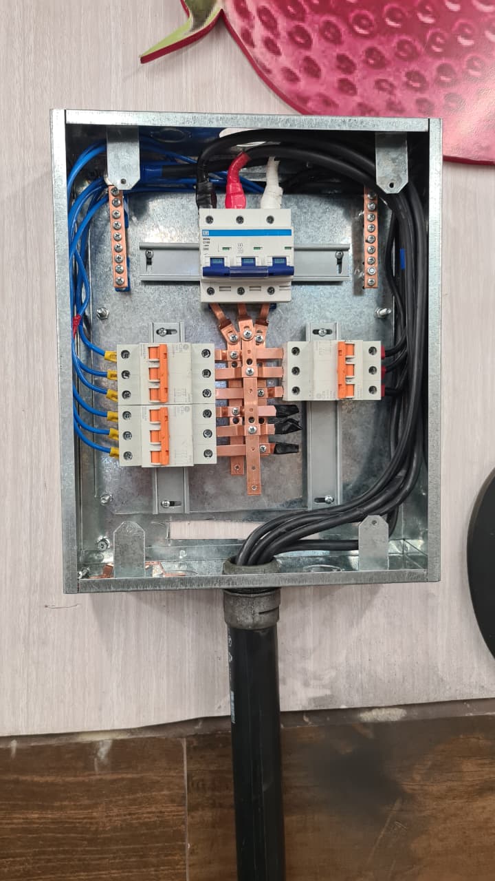 Reforma elétrica concluída